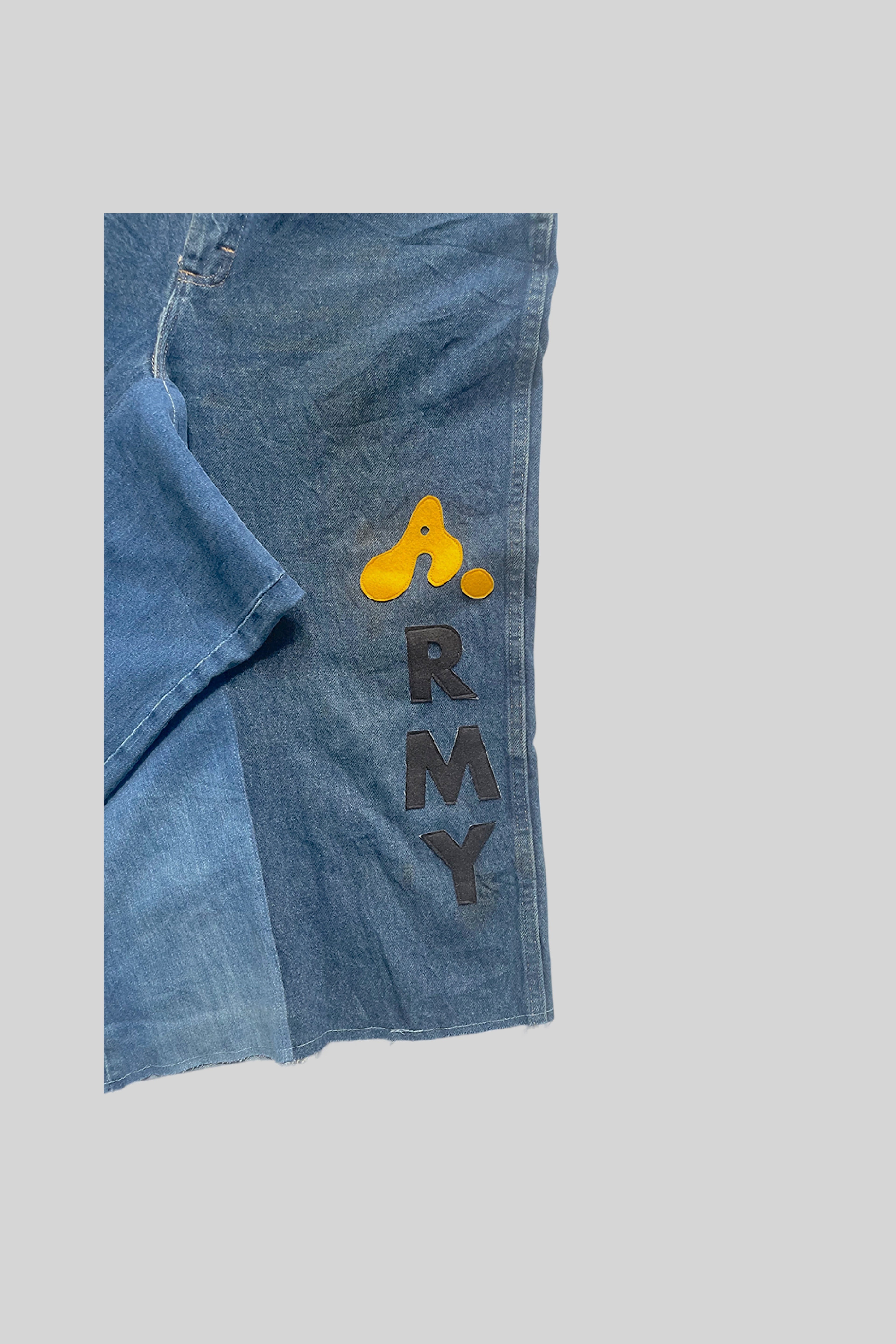 "A" RMY 3/4 BAGGY DENIM SHORTS (part 2)