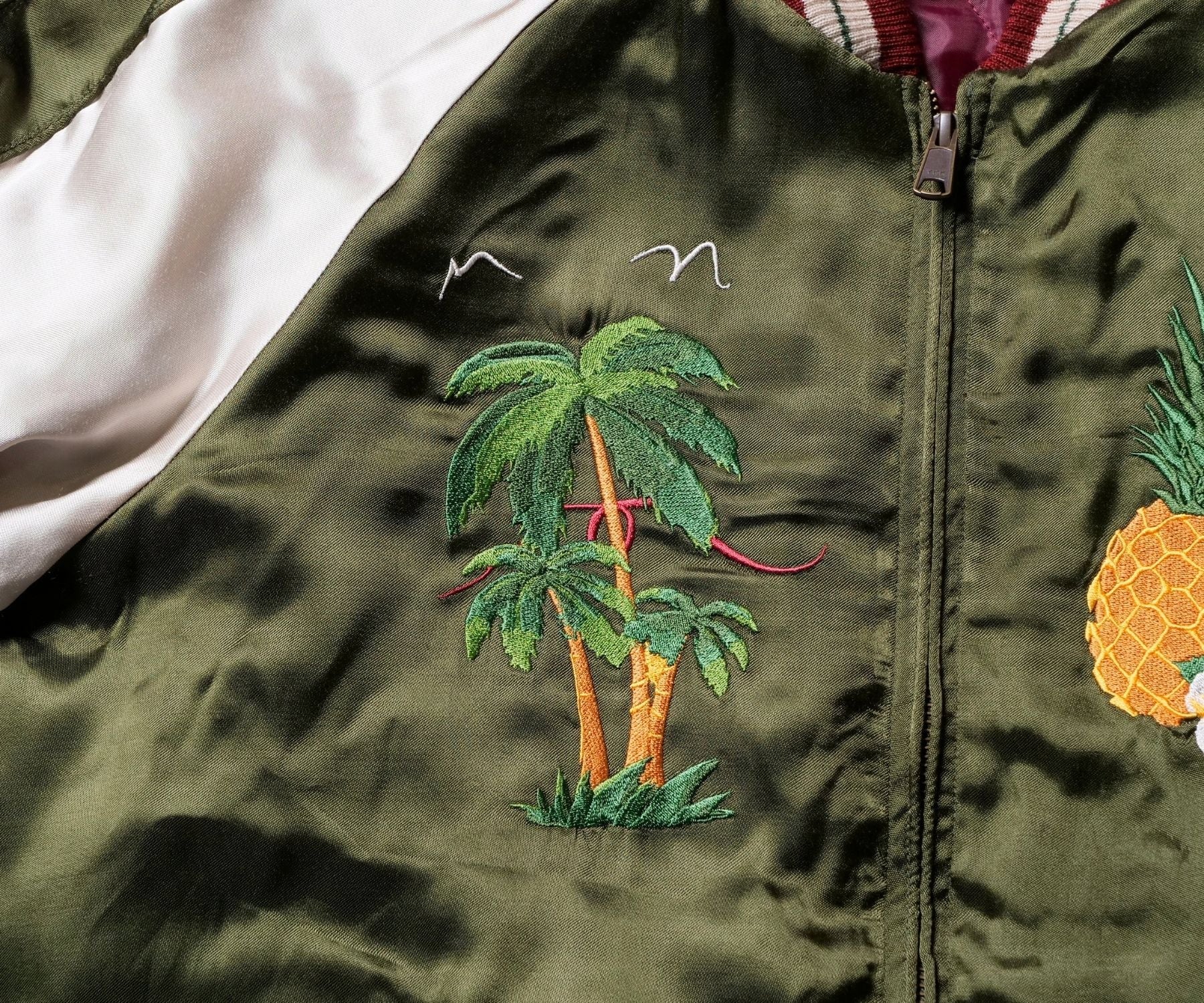 SOUVENIR JACKET（WORLD CHAMPION）／KHAKI